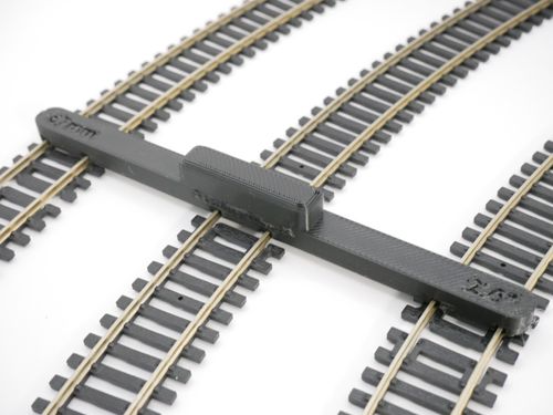 OO/HO Gauge Track Radius Template Guide and Spacer Set. — image 11
