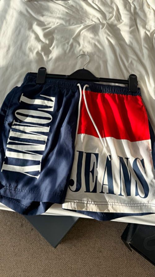 Tommy Hilfiger Men's Colourblock Logo Swim Shorts M Blue Red White Pockets