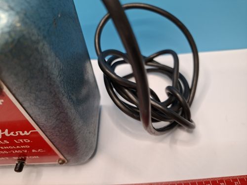 Vintage smoothflow transformer minimodels ltd input 200-240v.ac output 12v.... — image 7