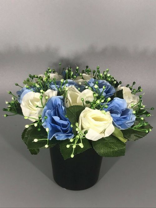 Memorial Grave - Cemetery Pots With Artificial Flowers - Roses With Gyp — image 1