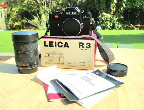 Leica R3 Electronic Black 35mm SLR Film Camera Body w/ Box, Strap, Manuals — image 2