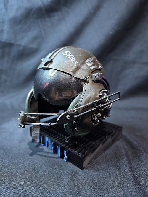Aliens Cpl. Ferro 1/2 Scale helmet miniature — image 5