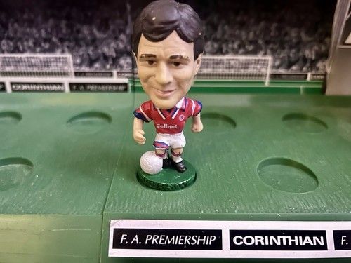 Corinthian Headliners Bryan Robson Middlesborough Loose Football Figure