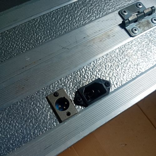 Heavy Duty Metal Turntable Deck Flight Case - Technics, Numark, Pioneer  — image 15
