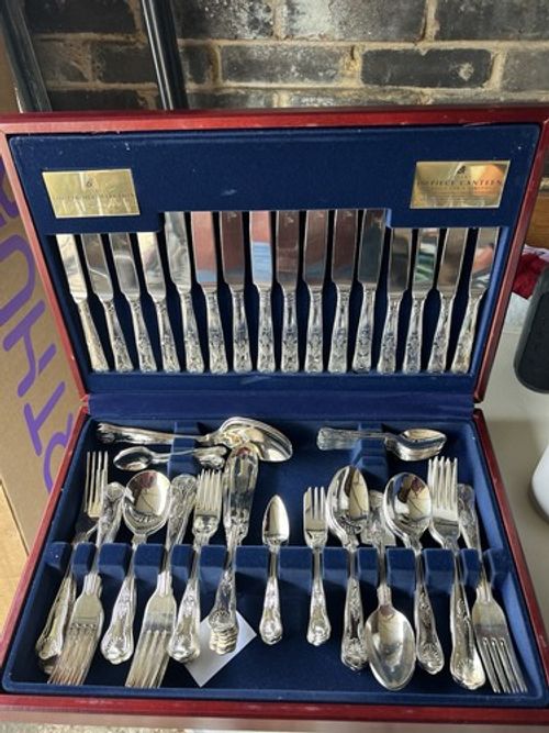 Viners the Parish Collection Silver Plated 100-Piece Cutlery Canteen
