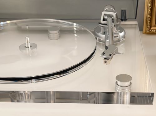 Stunning Minimalist Transparent Acrylic Vinyl Record Player -Excellent condition — image 3