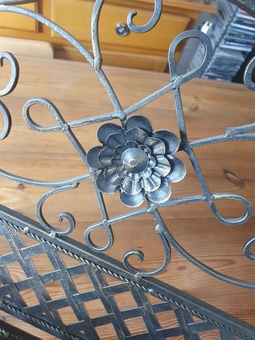 Folding, Antique Brass magazine rack, beautiful elegant example. — image 3