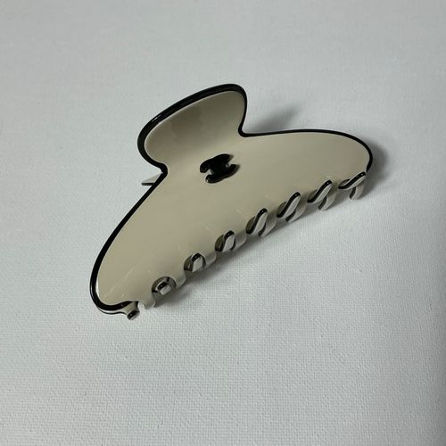 Chanel Hair Clip — image 1