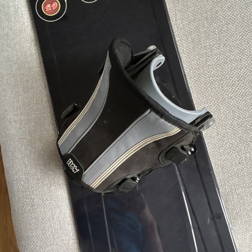 Morrow Rail All-Mountain Snowboard 64cm x10.5cm w/ Flow Bindings Black/White — image 3