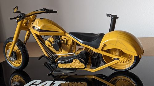Rare Caterpillar 1:10 Scale Motorcycle Die-Cast model By OCC — image 2