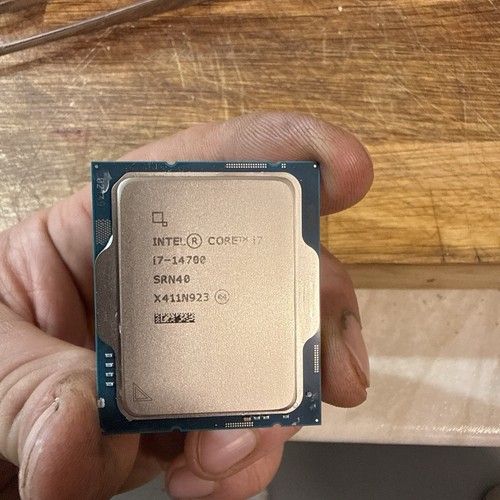 Intel® Core™ i7-14700 20 Core Desktop Processor SRN40
