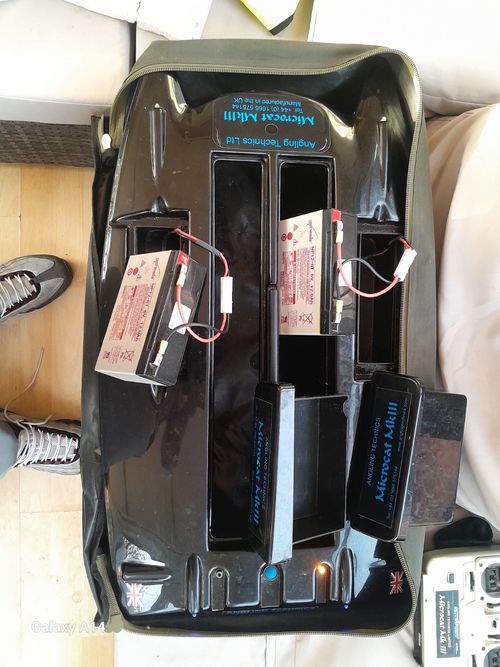 Angling Technics Microcat MkIII Bait Boat Remote Control LEDs Bag Batteries — image 5