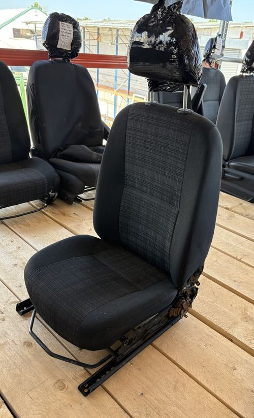Mercedes Sprinter W906 2006 2018 Front Seat Left Passenger Side BREAKING S35 — image 4