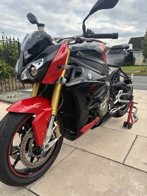 2017 BMW S1000R Sport