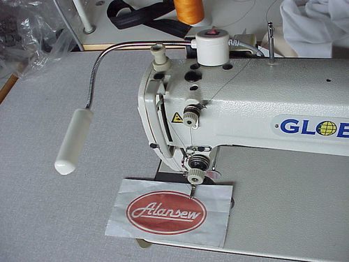 SEWING MACHINE MAGNETIC LED NEEDLE LIGHT COMPLETE WITH UK FUSED PLUG — image 2