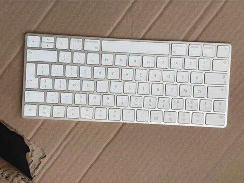 Apple MLA22B/A Wireless Magic Keyboard (A1644) Chargeable