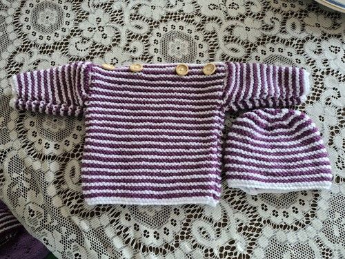 Brand New Hamd Knitted Purple And White Striped Jumper With Hat. Chest 16"