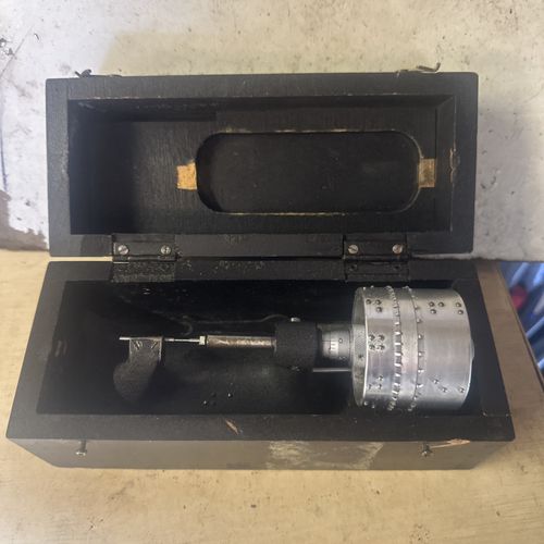 Moore & Wright 0-1” Braille Bench Micrometer For Undercuts *EXTREMELY RARE* — image 7