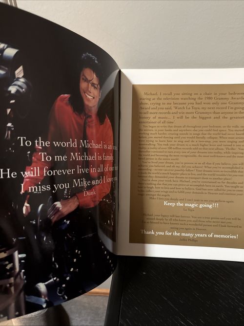 NEW MICHAEL JACKSON “A Celebration Of Life” MEMORIAL PROGRAM BOOK 2009 AUTHENTIC — image 5