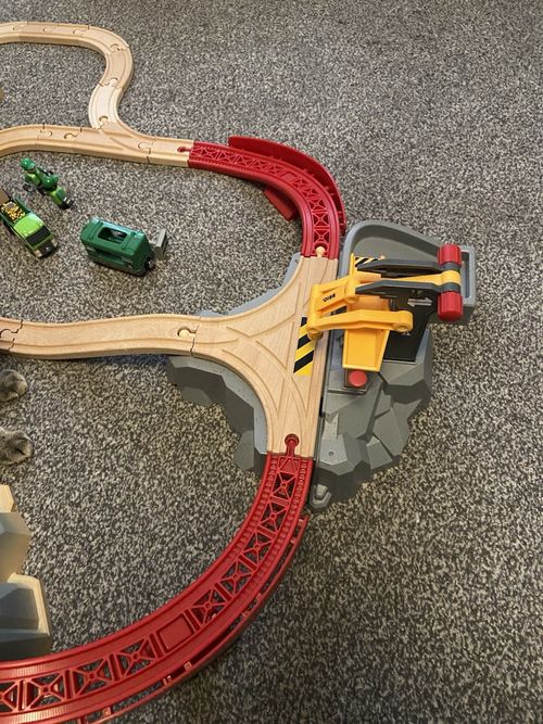 BRIO World Cargo Mountain Set 36010 Wooden Train Railway Track Playset — image 7