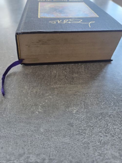 HARRY POTTER AND THE DEATHLY HALLOWS – DELUXE FIRST EDITION (BLOOMSBURY, 2007) — image 5
