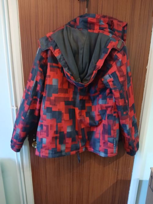Mountain Warehouse Shadow II Ski Jacket, S/P - Free Postage — image 2