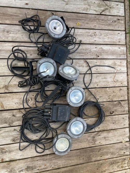 oase ust 150/01 and lights set up fountain pond etc