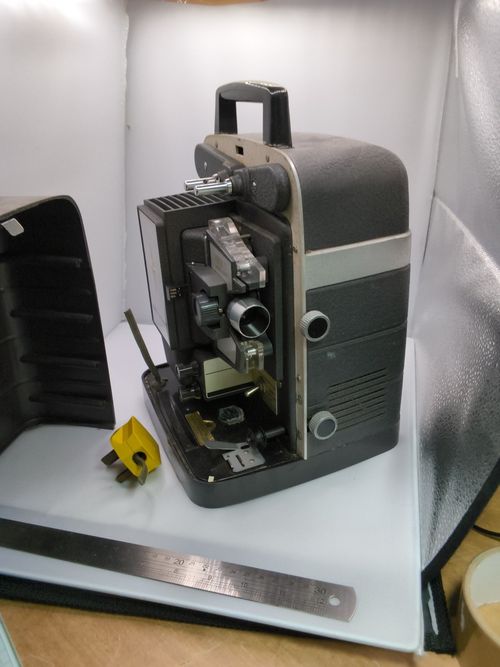 Bell & Howell Super Autoload 8mm Projector – Vintage – Untested — image 5