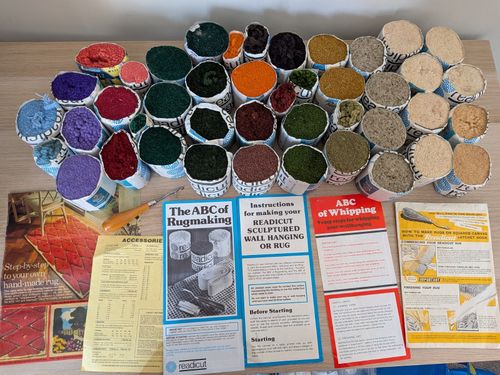 Readicut Rug Making Wool Pure New Wool 35 FULL, 8 part packs, latch hook booklet — image 21