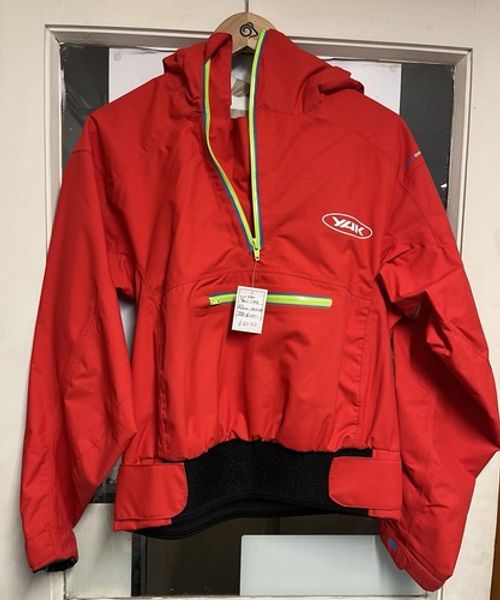 YAK Dry Lag Woman’s Paddle Jacket in Red. Size Medium Size 10-12. Very good Cond