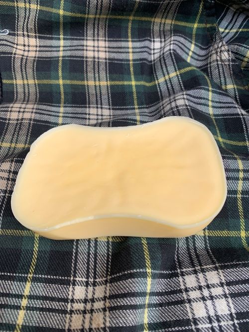 WAX DRESSING WATERPROOFING BAR FOR  ALL WAX JACKETS / CLOTHING — image 1