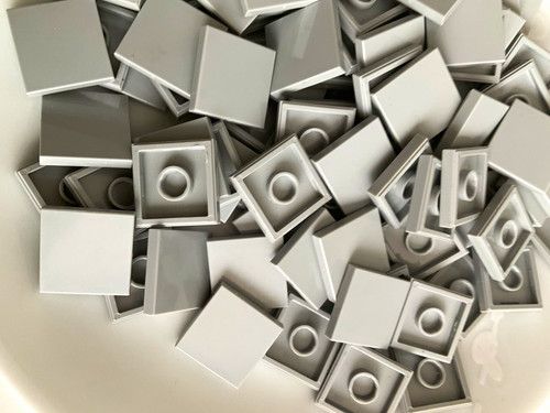 LEGO Grey 2x2 flat tiles x300 Pieces