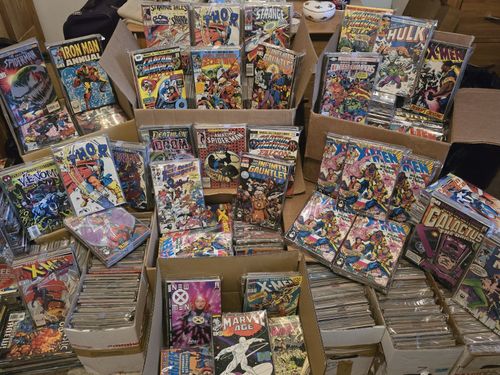 Marvel Comic Box Mixed Lot 20 Back Issues Marvel Comic Bundle — image 5
