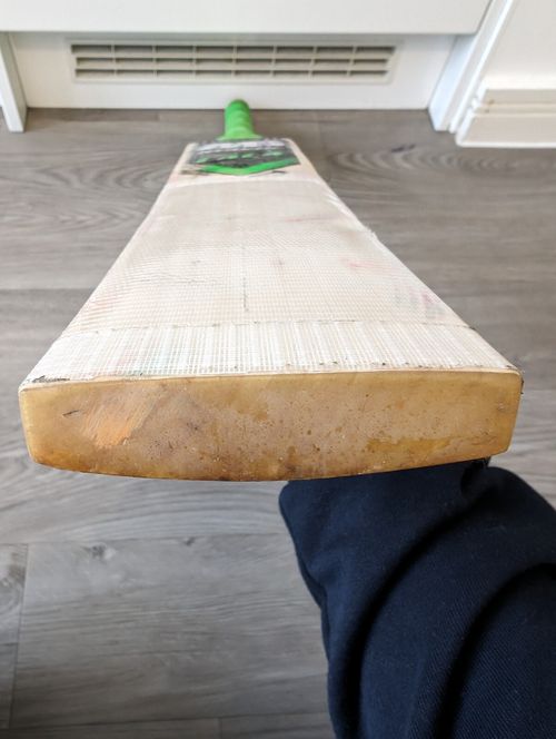 mb malik cricket bat — image 4