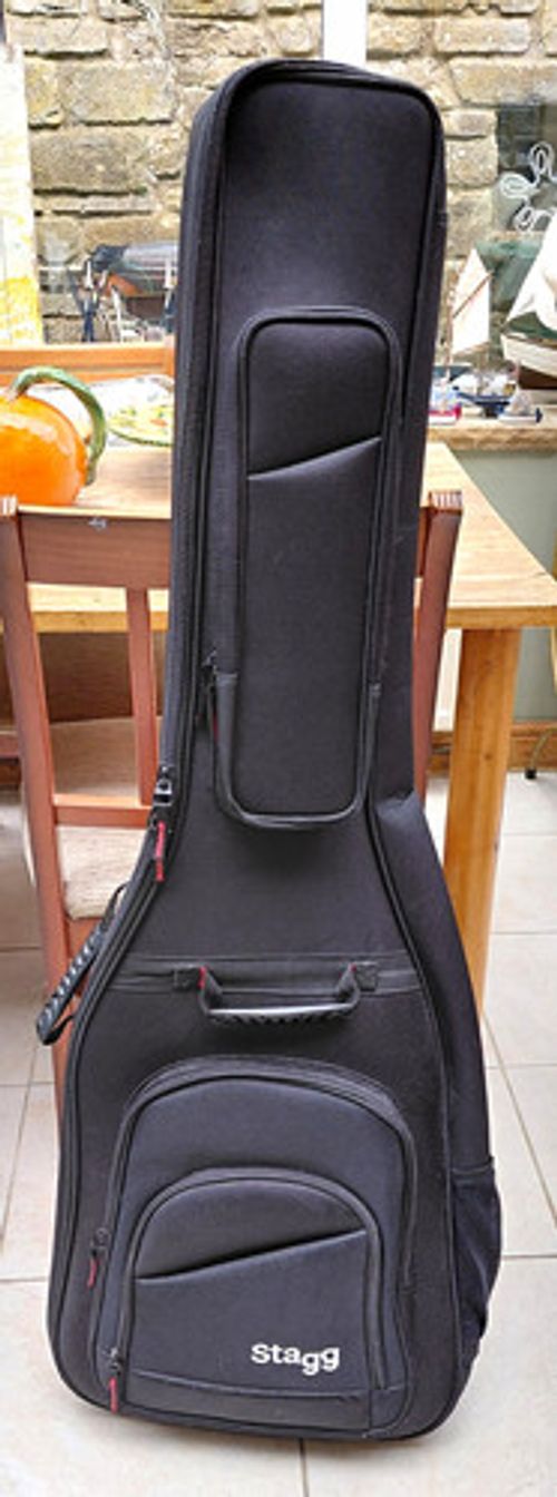 Stagg Black Padded Electric BassGuitar Gig Bag Soft Case with Backpack Straps