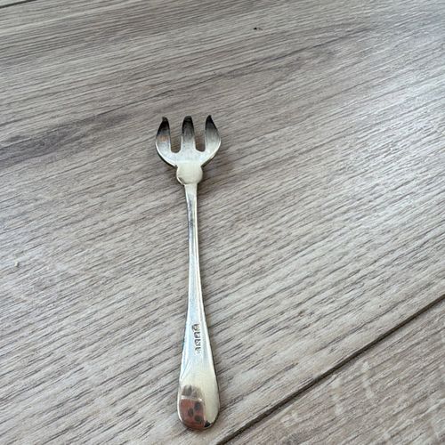 ANTIQUE SOLID STERLING SILVER MAPPIN & WEBB SERVING FORK HANOVERIAN PATTERN LOND — image 2