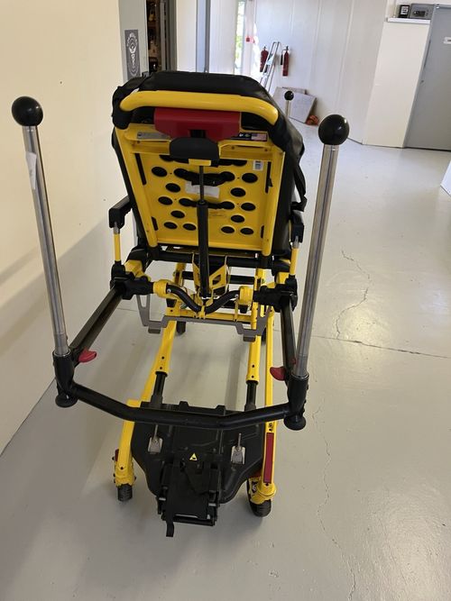 Stryker power pro Ambulance Stretcher Emergency Medicine — image 2
