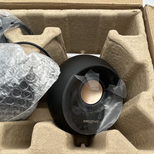 Creative Pebble Plus 2.1 Computer Speakers Wired USB Subwoofer Black — image 4