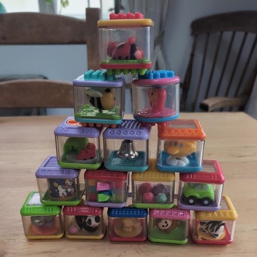Fisher Price Peek A Boo sensory Blocks Bundle. 15 Pieces.