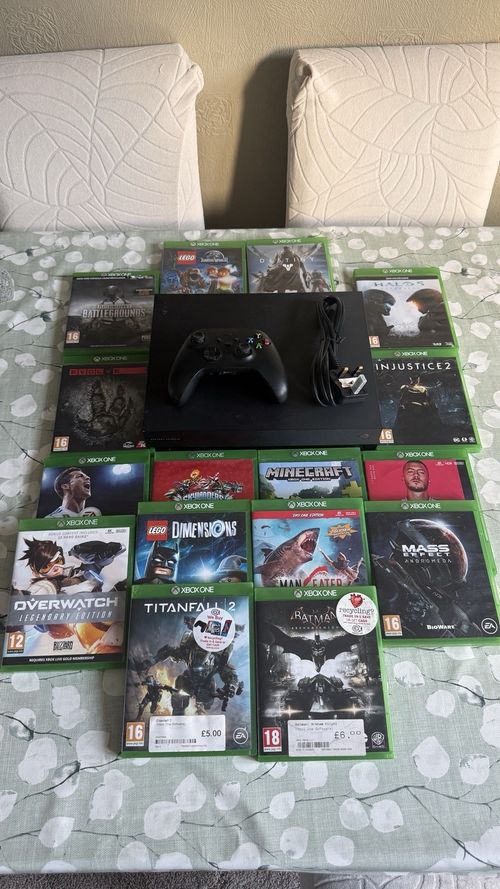 Microsoft Xbox One X Project Scorpio Edition Console + Controller & Power Cable — image 2