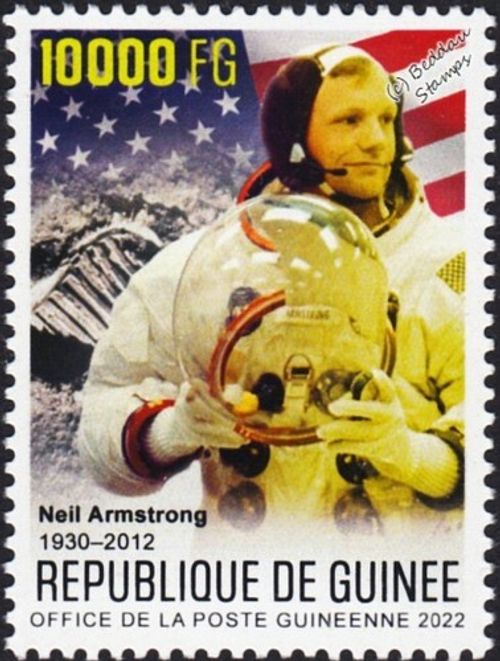 NEIL ARMSTRONG 1930-2012 First Man on the Moon NASA Space Stamp (2022 Guinea)