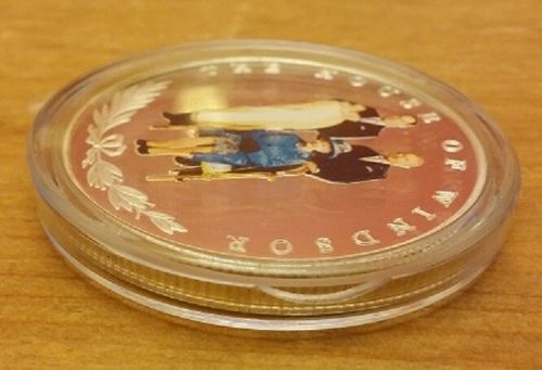 British Royal Family Gold & Silver Coin Queen Elizabeth II King Charles III Old — image 7