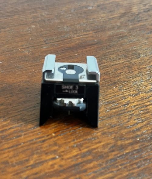 Olympus Accessory Shoe 3 for OM2 Hot Shoe Flash Adapter with box — image 4