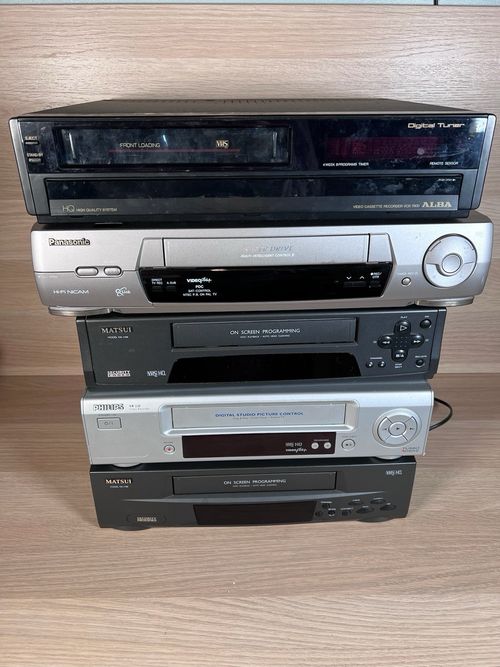5 Vintage VCR Players Spares/Repairs Bundle  - Panasonic, Philips, Alba & Matsui — image 6