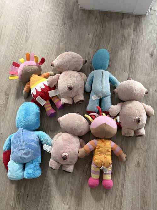 BBC In the Night Garden 7 Plush Soft Toy Bundle Igglepiggle Upsy Daisy — image 4
