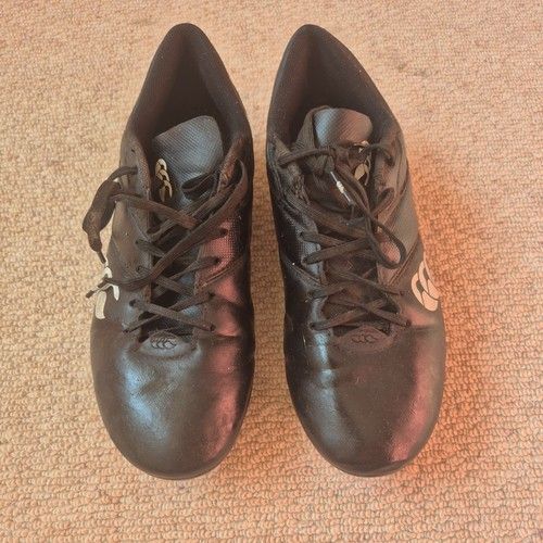 Kids size 5 (junior) Black Canterbury Phoenix Raze oft Ground Rugby Boots. VGC