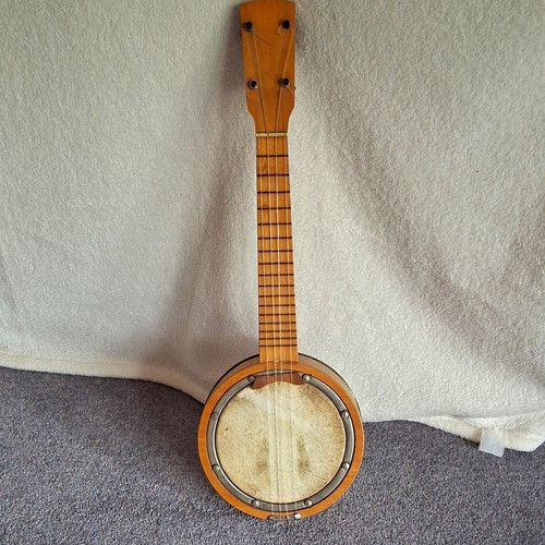 4-String Banjolele Ukulele Natural Finish Skin Top Metal Body Brown/Silver