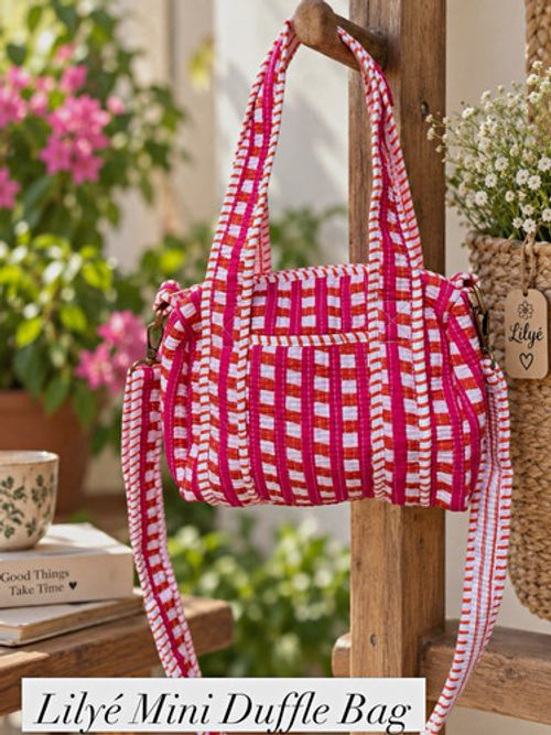 Lilyé Mini Duffle Bag