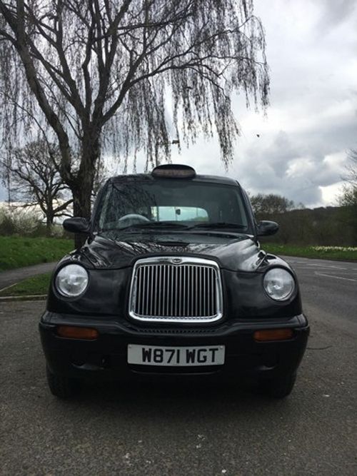 LONDON LTI TX1 BLACK TAXI/CAB 2000 ,fully restored ,full service history NEW MOT
