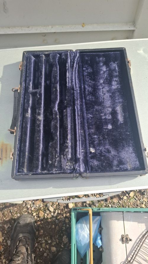 Hard Instrument Case Black Single Capacity with Carry Handle — image 3